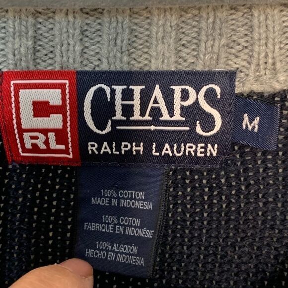 𝅺CHAPS Sweater - Picture 4 of 7
